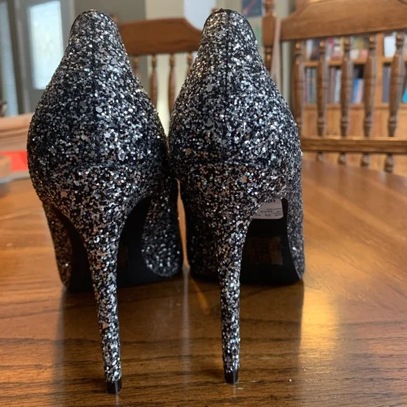 London Rag Heels - Picture 2 of 4